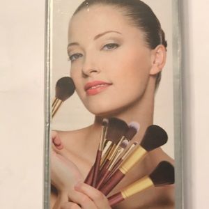 NIB 8pc MAKEUP BRUSH KIT
